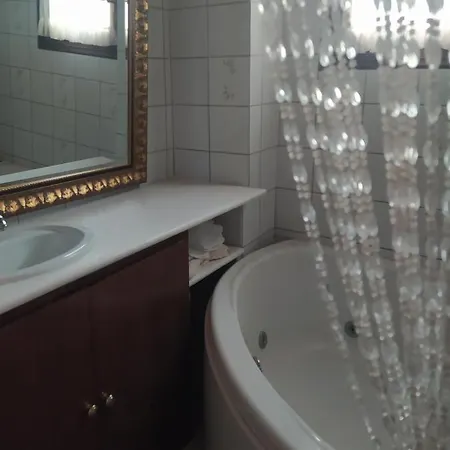Xehoriati House