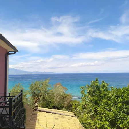 Landsted Xehoriati House *